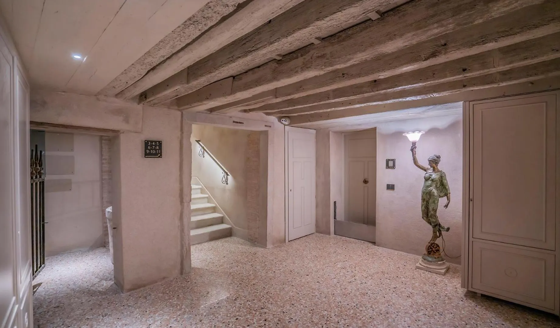 Apartman Corte Rubbi 3 Deluxe Studio-Apartment Velence